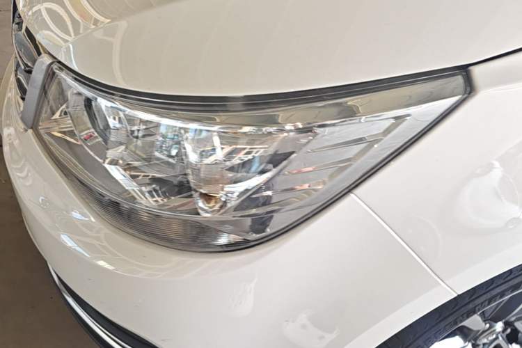 Used Baojun 730 2019 1.5L Manual Value Edition 7 Seats China VI Emission Standard Left Front Headlight