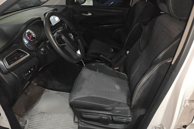 Used Baojun 730 2019 1.5T CVT Fashion Model 7 Seats China V Emission Standard Left Front Seat