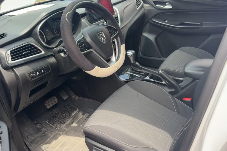 Used Baojun 730 2019 1.5T CVT Fashion Model 7 Seats China VI Emission Standard Left Front Seat