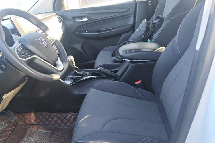 Used Baojun 730 2019 1.5T CVT Fashion Model 7 Seats China VI Emission Standard Left Front Seat