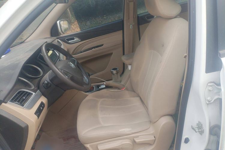 Used Baojun 730 2019 1.5L Manual Value Edition 7 Seats China VI Emission Standard Left Front Seat