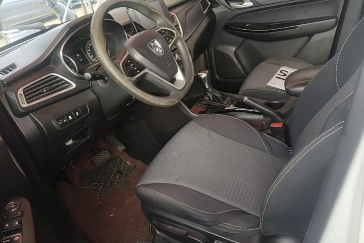 Used Baojun 730 2019 1.5T CVT Fashion Model 7 Seats China VI Emission Standard Left Front Seat