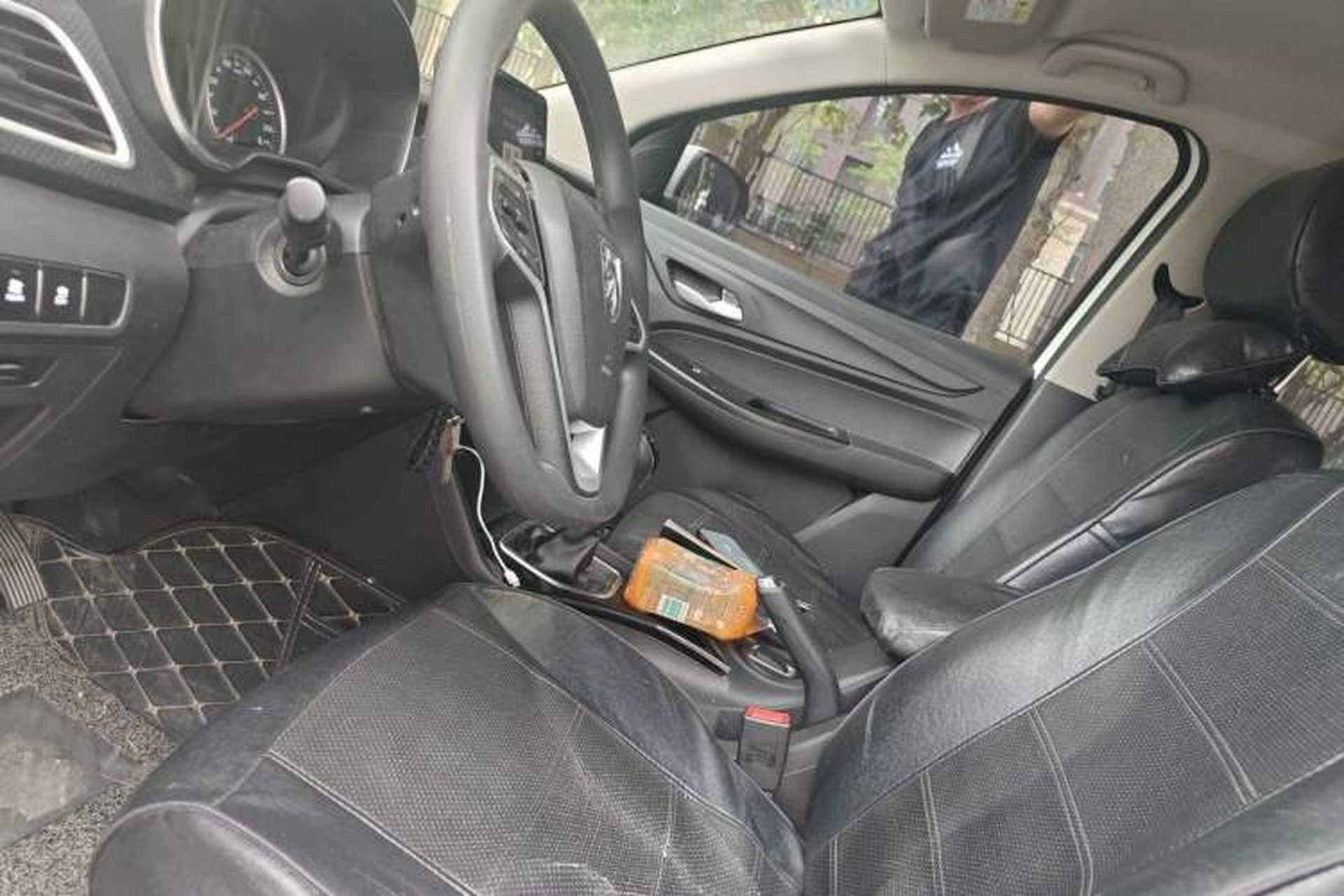 Used Baojun 730 2019 1.5L Manual Fashion Model 7-seater China VI Left Front Seat