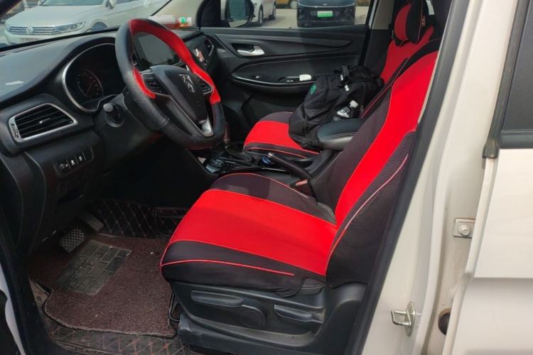 Used Baojun 730 2019 1.5T CVT Fashion Model 7 Seats China V Emission Standard Left Front Seat