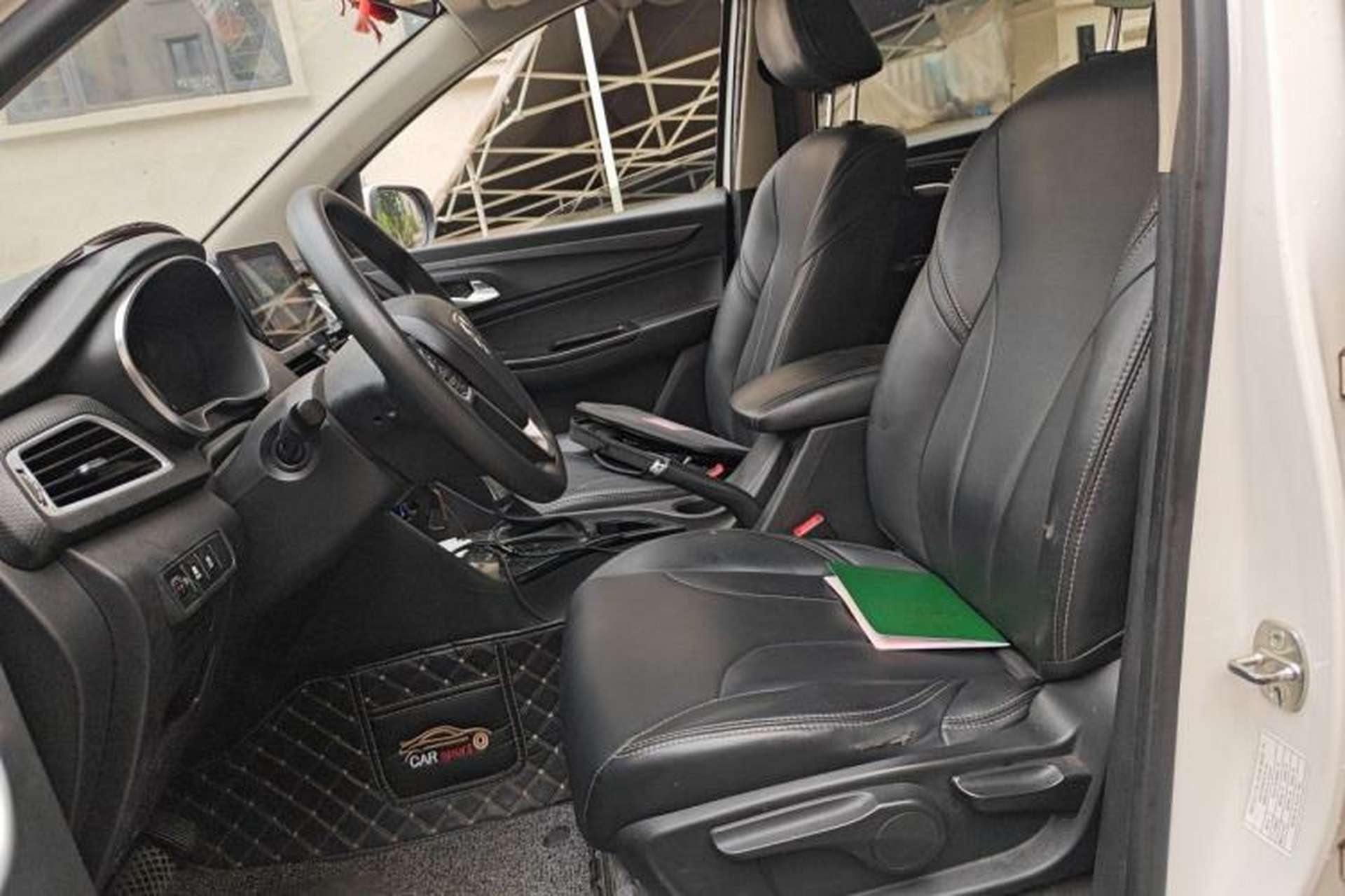 Used Baojun 730 2019 1.5T CVT Fashion Model 7 Seats China VI Emission Standard Left Front Seat
