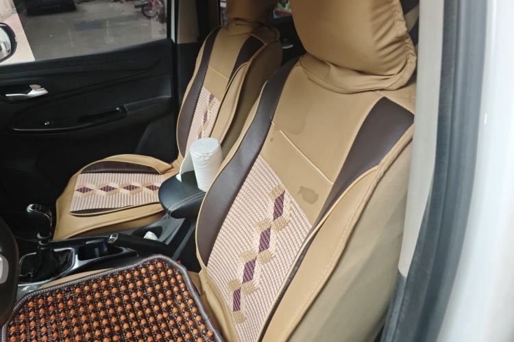 Used Baojun 730 2019 1.5L Manual Fashion Model 7-seater China VI Left Front Seat