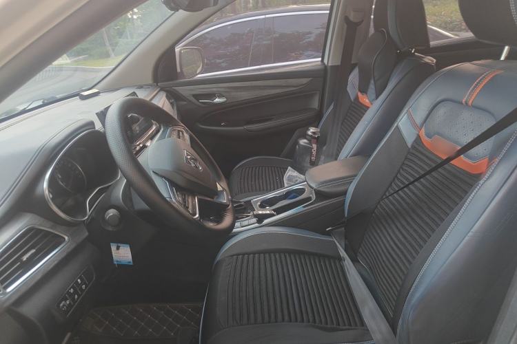Used Baojun 730 2019 1.5T CVT Flagship Model 7 Seats China VI Emission Standard Left Front Seat