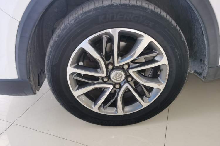 Used Baojun 730 2019 1.5T CVT Fashion Model 7 Seats China V Emission Standard Left Front Wheel Hub