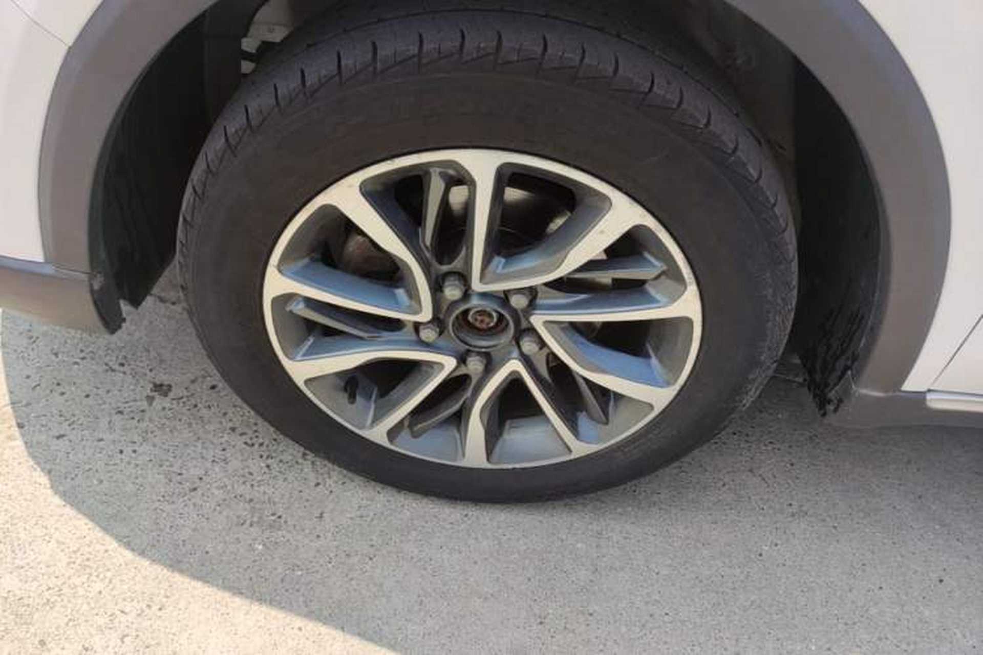 Used Baojun 730 2019 1.5T CVT Fashion Model 7 Seats China VI Emission Standard Left Front Wheel Hub