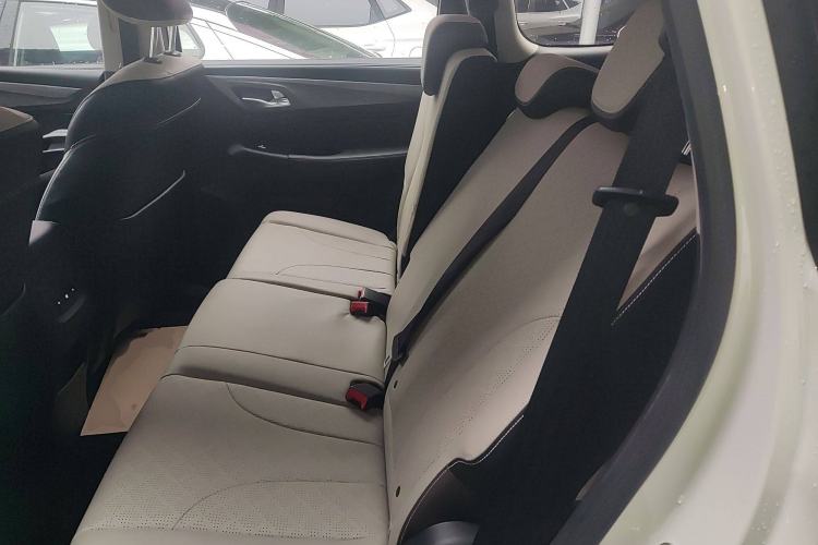 Used Baojun 730 2019 1.5T CVT Flagship Model 7 Seats China VI Emission Standard Left Rear Seat