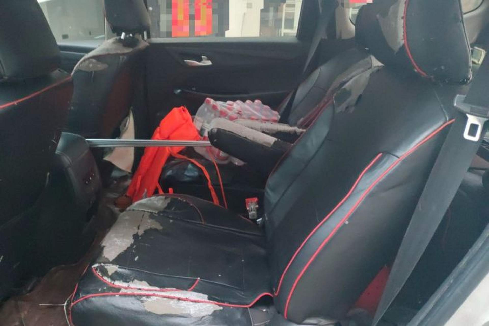 Used Baojun 730 2019 1.5L Manual Fashion Model 7-seater China VI Left Rear Seat