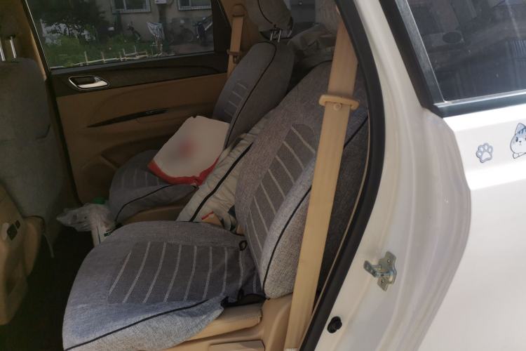 Used Baojun 730 2019 1.5L Manual Value Edition 7 Seats China VI Emission Standard Left Rear Seat