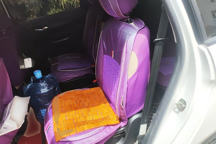 Used Baojun 730 2019 1.5L Manual Fashion Model 7-seater China VI Left Rear Seat