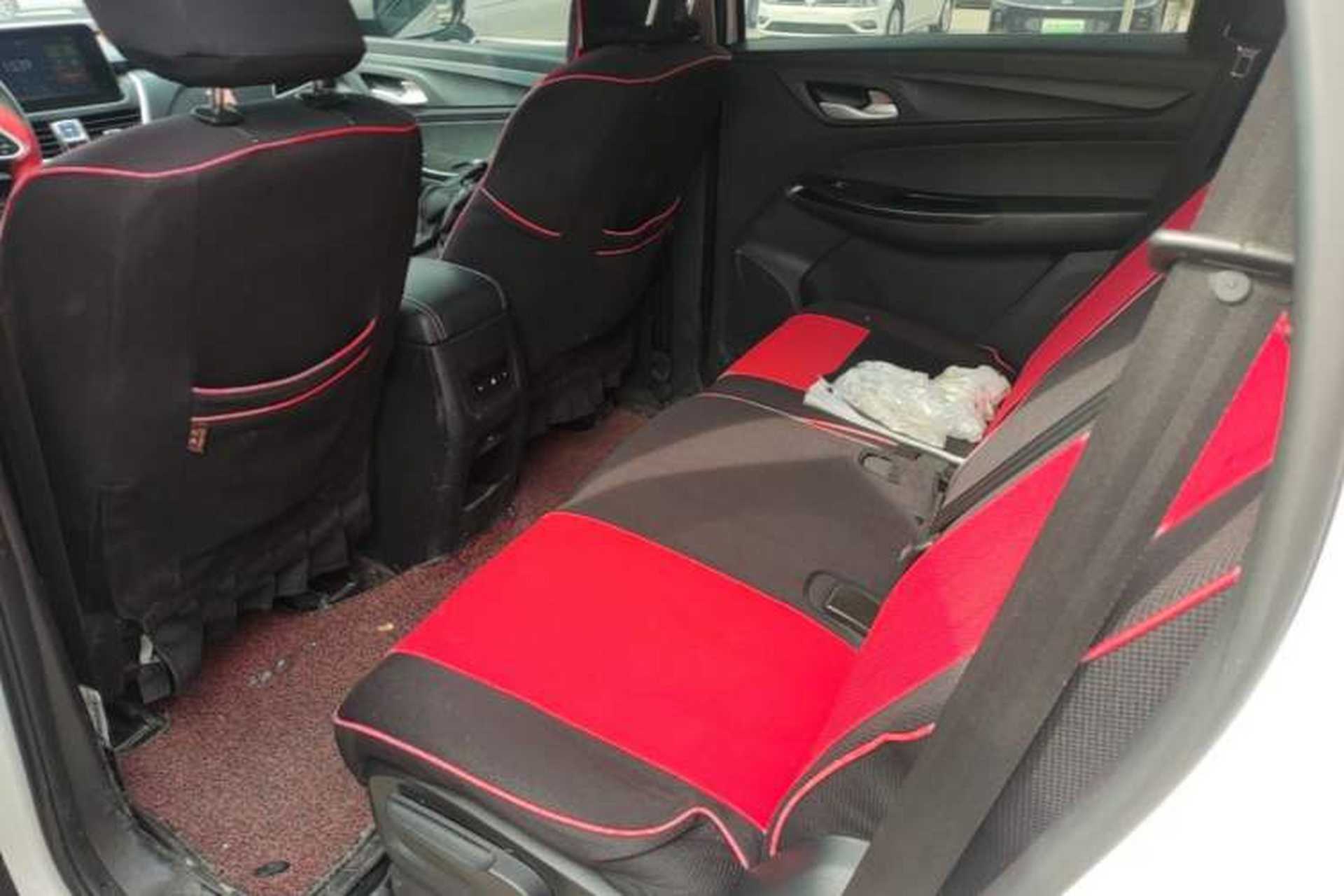 Used Baojun 730 2019 1.5T CVT Fashion Model 7 Seats China V Emission Standard Left Rear Seat
