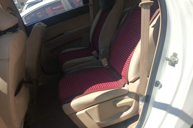 Used Baojun 730 2019 1.5L Manual Value Edition 7 Seats China VI Emission Standard Left Rear Seat