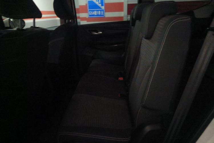 Used Baojun 730 2019 1.5T CVT Fashion Model 7 Seats China V Emission Standard Left Rear Seat