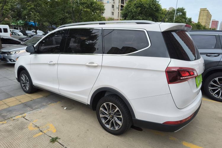 Used Baojun 730 2019 1.5T CVT Fashion Model 7 Seats China V Emission Standard Left Side