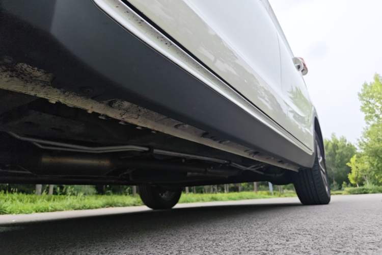 Used Baojun 730 2019 1.5L Manual Fashion Model 7-seater China VI Left Side Sill
