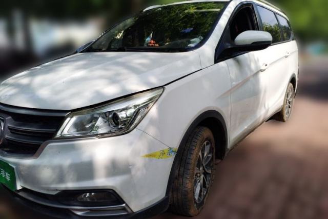 Used Baojun 730 2019 1.5T Manual Fashion Model 7-seater National V