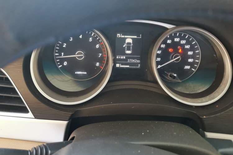 Used Baojun 730 2019 1.5L Manual Value Edition 7 Seats China VI Emission Standard Odometer Close Up
