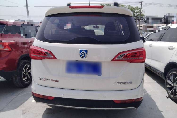 Used Baojun 730 2019 1.5T Manual Fashion Model 7-seater National V Rear