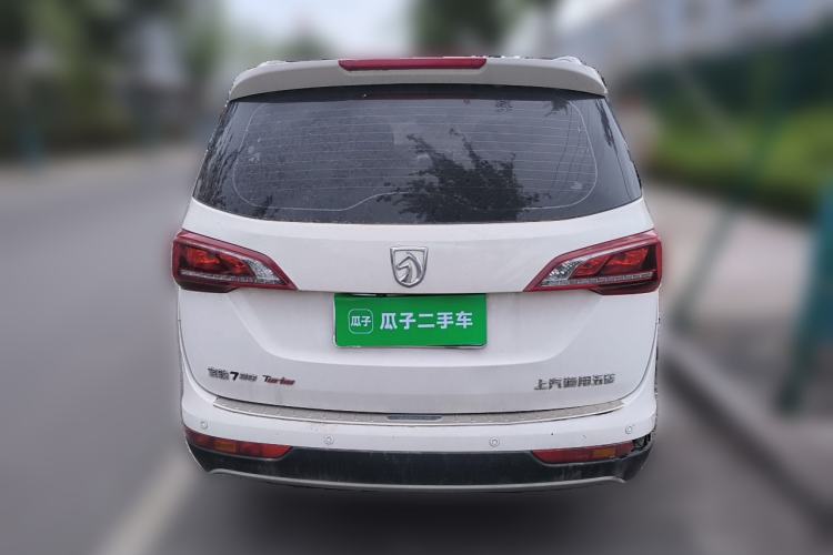 Used Baojun 730 2019 1.5T Manual Fashion Model 7-seater China VI Rear
