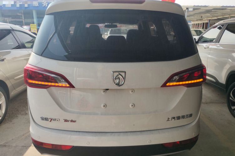 Used Baojun 730 2019 1.5T Manual Fashion Model 7-seater National V Rear