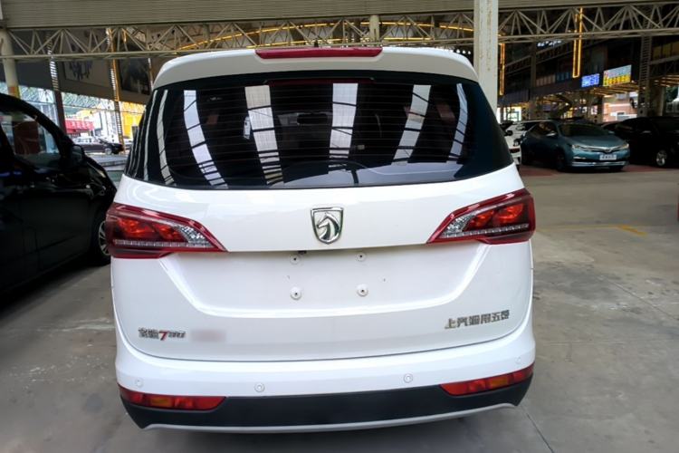 Used Baojun 730 2019 1.5T CVT Fashion Model 7 Seats China V Emission Standard Rear