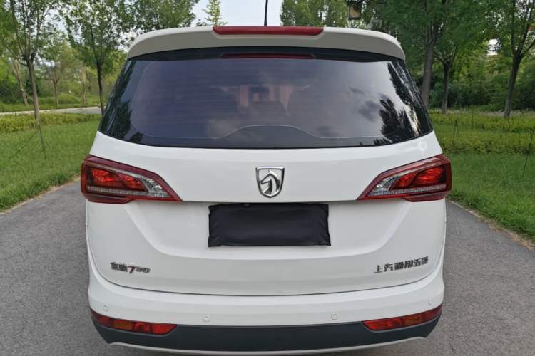 Used Baojun 730 2019 1.5L Manual Fashion Model 7-seater China VI Rear