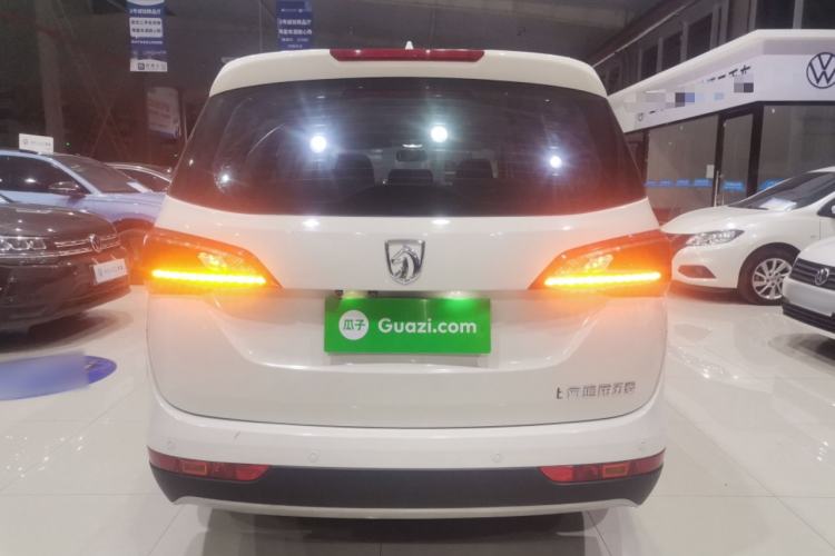 Used Baojun 730 2019 1.5T CVT Fashion Model 7 Seats China VI Emission Standard Rear