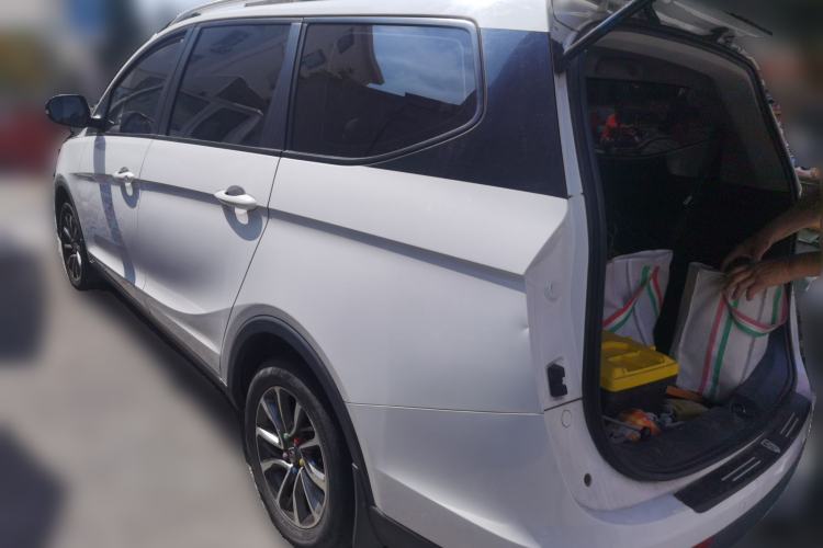 Used Baojun 730 2019 1.5L Manual Fashion Model 7-seater National V Rear Left 45 Deg