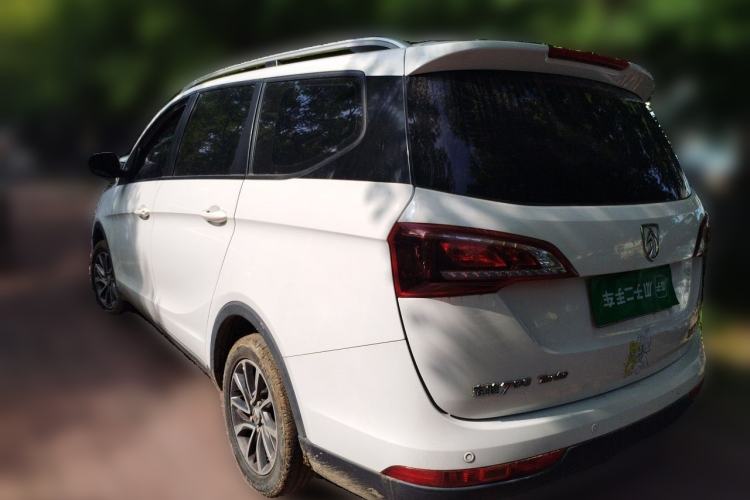 Used Baojun 730 2019 1.5T Manual Fashion Model 7-seater National V Rear Left 45 Deg