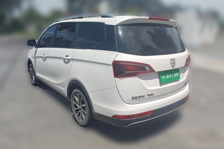 Used Baojun 730 2019 1.5T Manual Fashion Model 7-seater China VI Rear Left 45 Deg