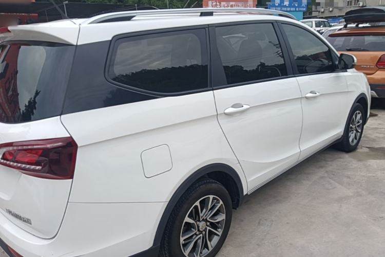 Used Baojun 730 2019 1.5T CVT Fashion Model 7 Seats China V Emission Standard Rear Right 45 Deg