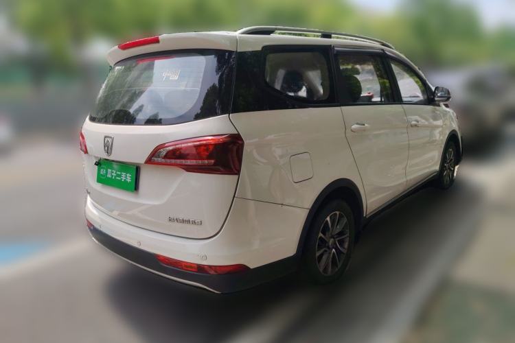 Used Baojun 730 2019 1.5T Manual Fashion Model 7-seater National V Rear Right 45 Deg