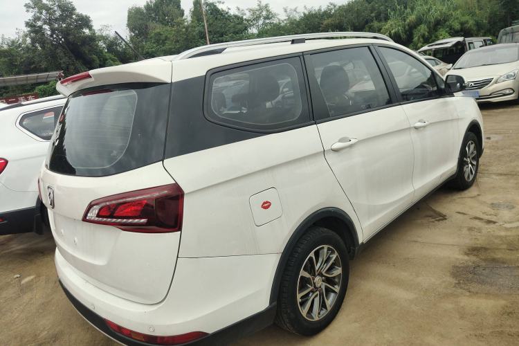 Used Baojun 730 2019 1.5T CVT Fashion Model 7 Seats China V Emission Standard Rear Right 45 Deg