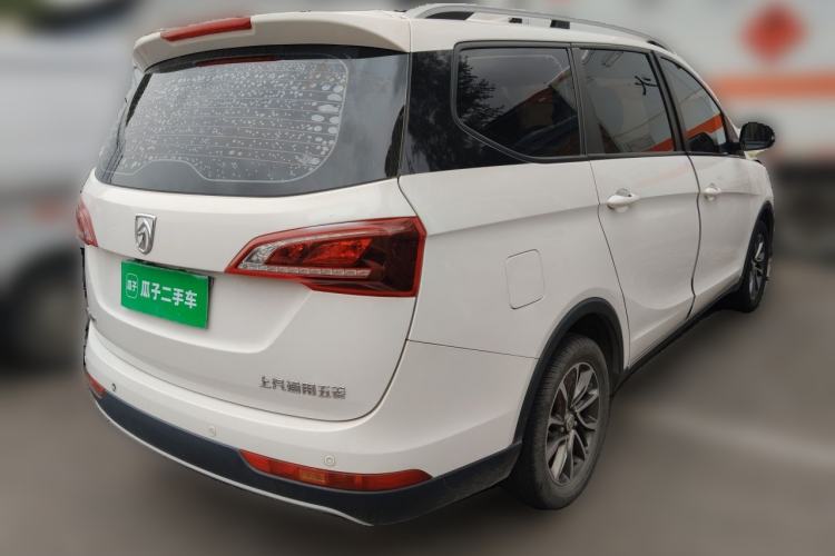 Used Baojun 730 2019 1.5L Manual Fashion Model 7-seater National V Rear Right 45 Deg