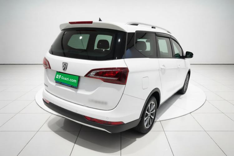 Used Baojun 730 2019 1.5L Manual Fashion Model 7-seater China VI Rear Right 45 Deg