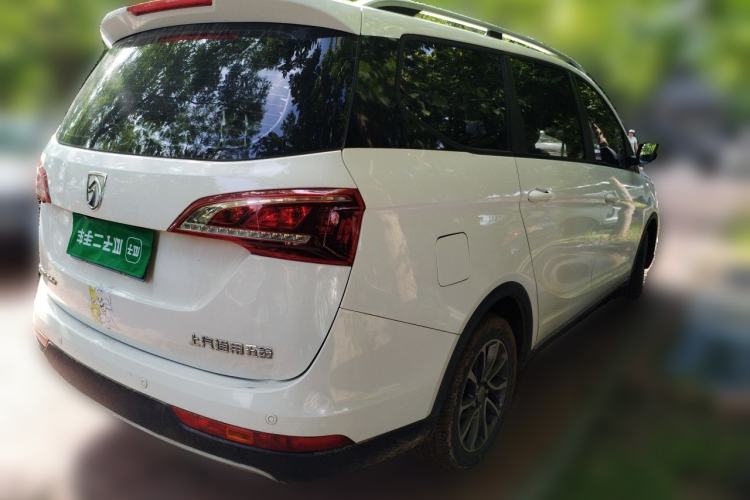 Used Baojun 730 2019 1.5T Manual Fashion Model 7-seater National V Rear Right 45 Deg