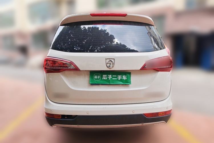 Used Baojun 730 2019 1.5L Manual Fashion Model 7-seater China VI Rear