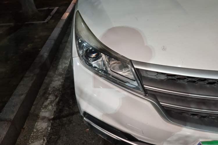 Used Baojun 730 2019 1.5T CVT Fashion Model 7 Seats China VI Emission Standard Right Front Headlight