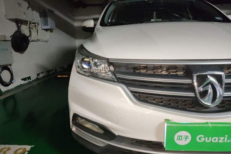 Used Baojun 730 2019 1.5T CVT Fashion Model 7 Seats China VI Emission Standard Right Front Headlight