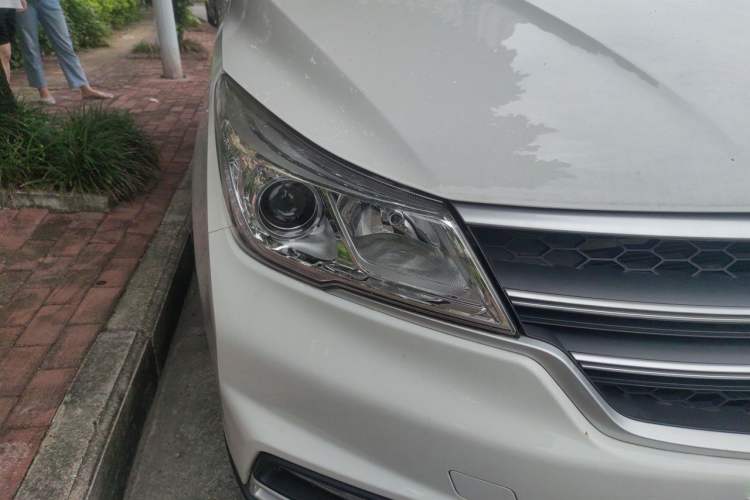 Used Baojun 730 2019 1.5T CVT Fashion Model 7 Seats China V Emission Standard Right Front Headlight