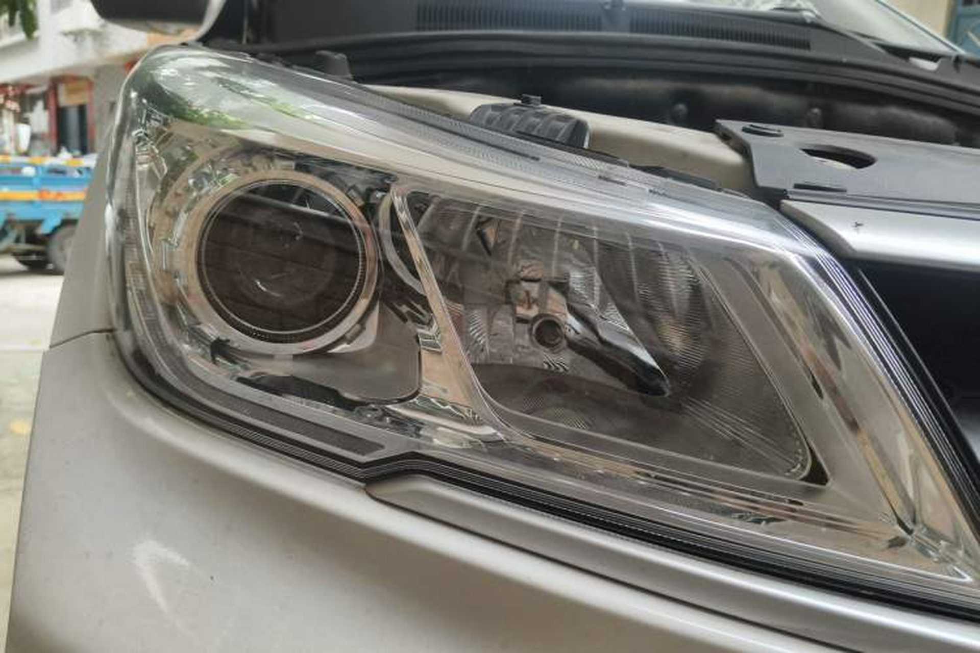 Used Baojun 730 2019 1.5L Manual Fashion Model 7-seater National V Right Front Headlight