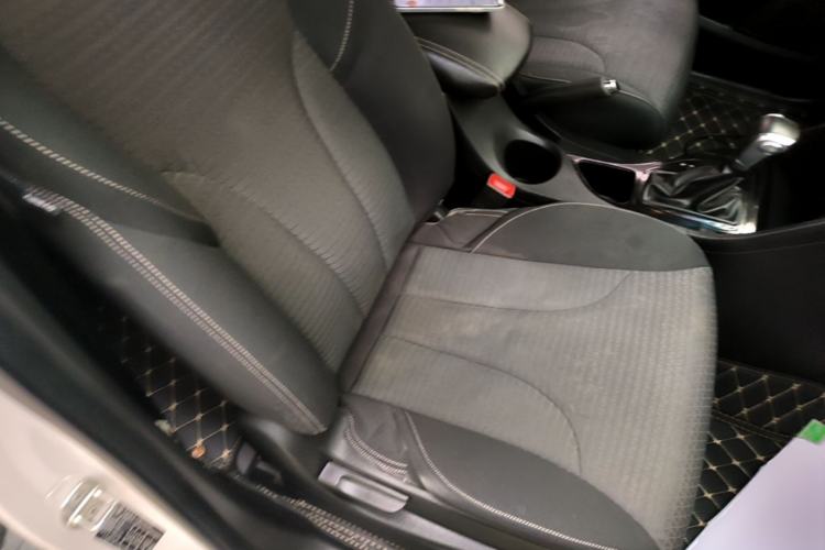 Used Baojun 730 2019 1.5T CVT Fashion Model 7 Seats China V Emission Standard Right Front Seat