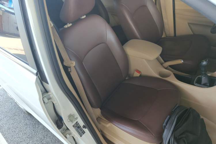 Used Baojun 730 2019 1.5L Manual Value Edition 7 Seats China VI Emission Standard Right Front Seat