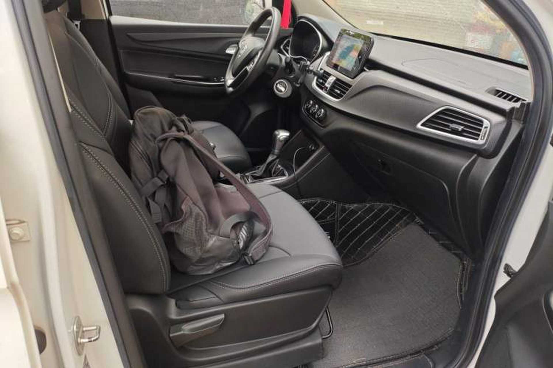 Used Baojun 730 2019 1.5T CVT Fashion Model 7 Seats China VI Emission Standard Right Front Seat