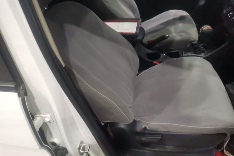 Used Baojun 730 2019 1.5T CVT Fashion Model 7 Seats China VI Emission Standard Right Front Seat
