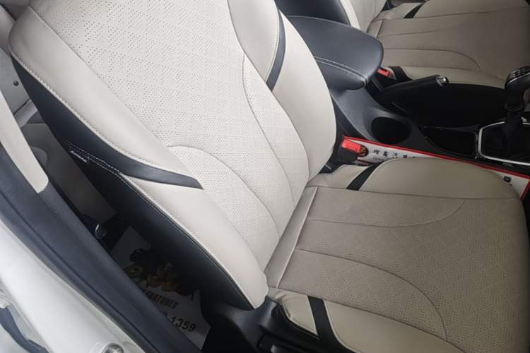 Used Baojun 730 2019 1.5T Manual Fashion Model 7 Seats China V Right Front Seat