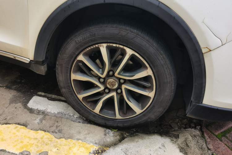 Used Baojun 730 2019 1.5T CVT Fashion Model 7 Seats China VI Emission Standard Right Front Wheel Hub